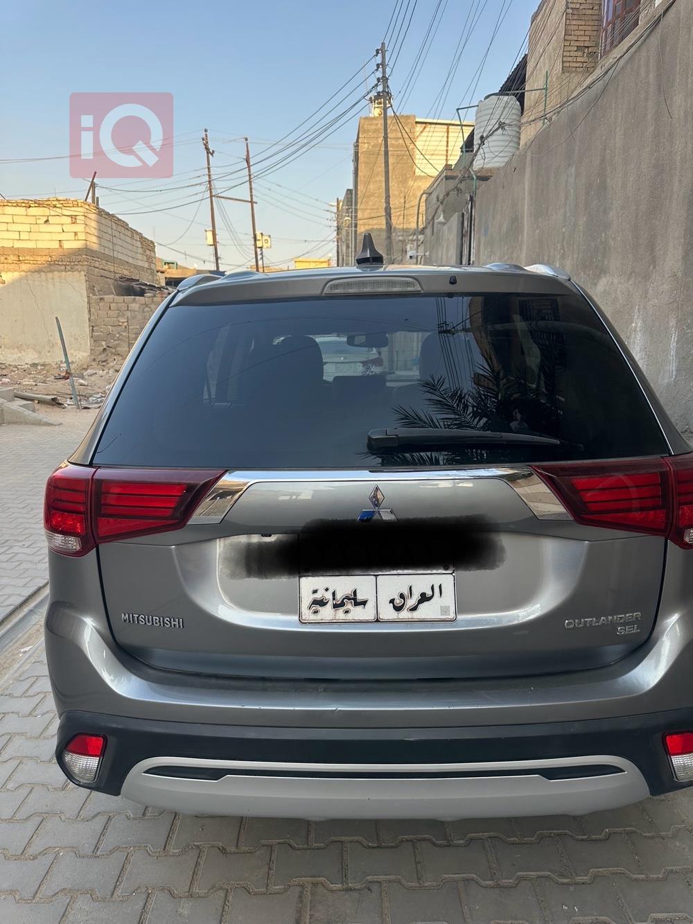 ميتسوبيشي اوتلاندر